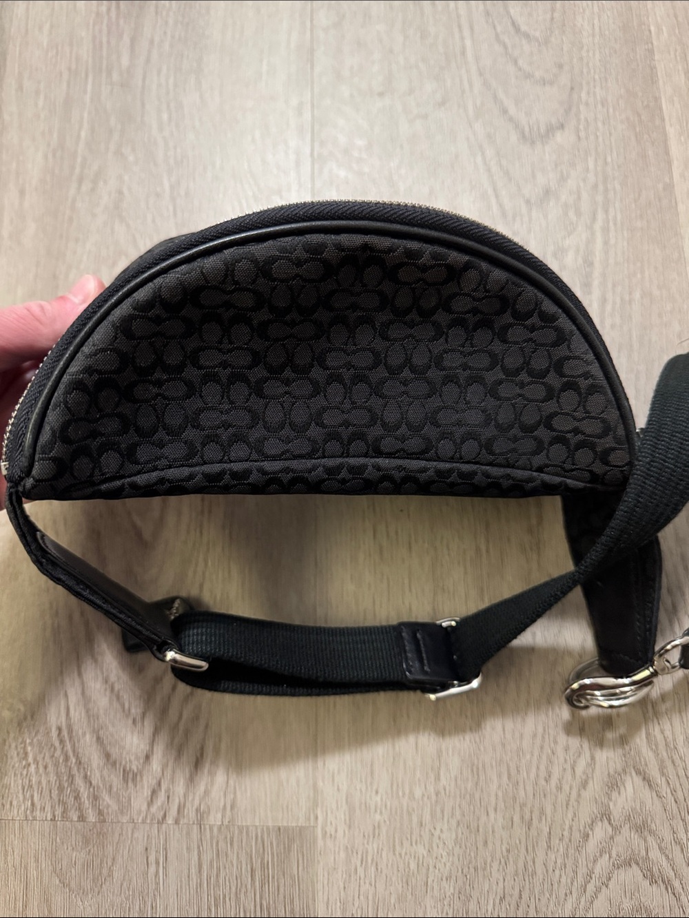 Coach Mini Signature Waist Pack/Belt Bag Black - Picture 10 of 11